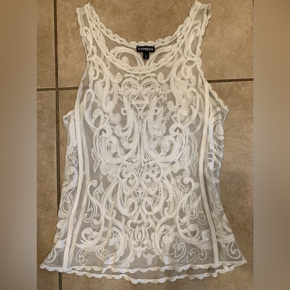 Express Gorgeous White Lace Tank Top. Size: XS